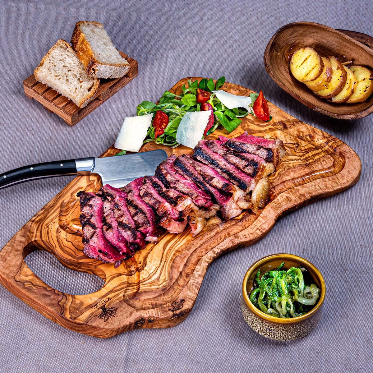 Olive wood elegance: Upgrade your barbecue gear