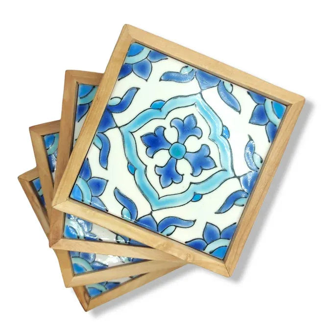 Set of 4 Olive wood and Ceramic Serving Classic Coasters