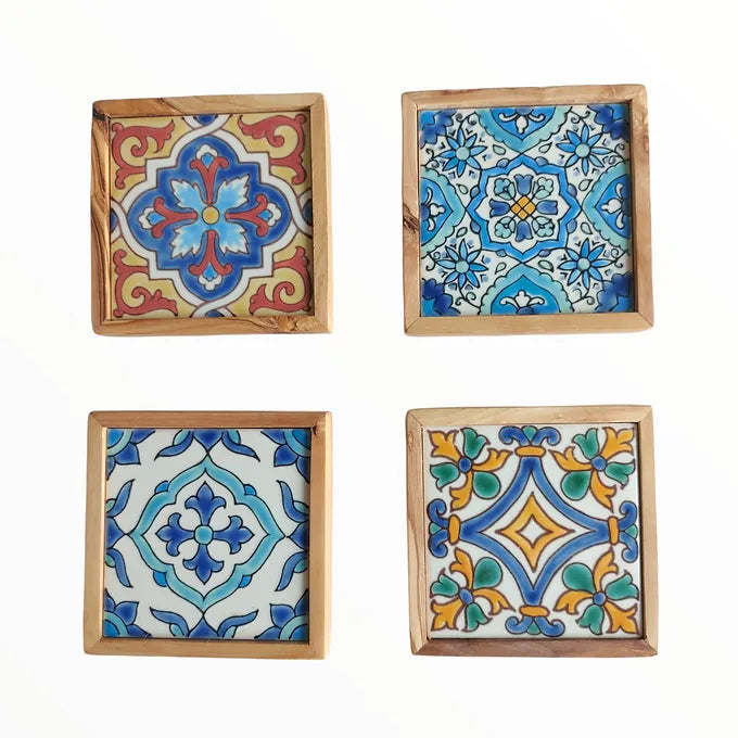 Set of 4 Olive wood and Ceramic Serving Classic Coasters